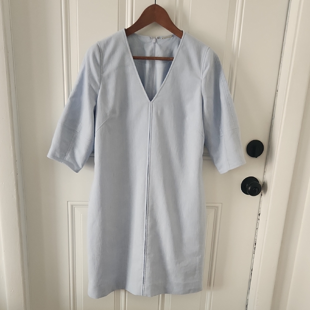 ELIE TAHARI V-NECK DRESS
